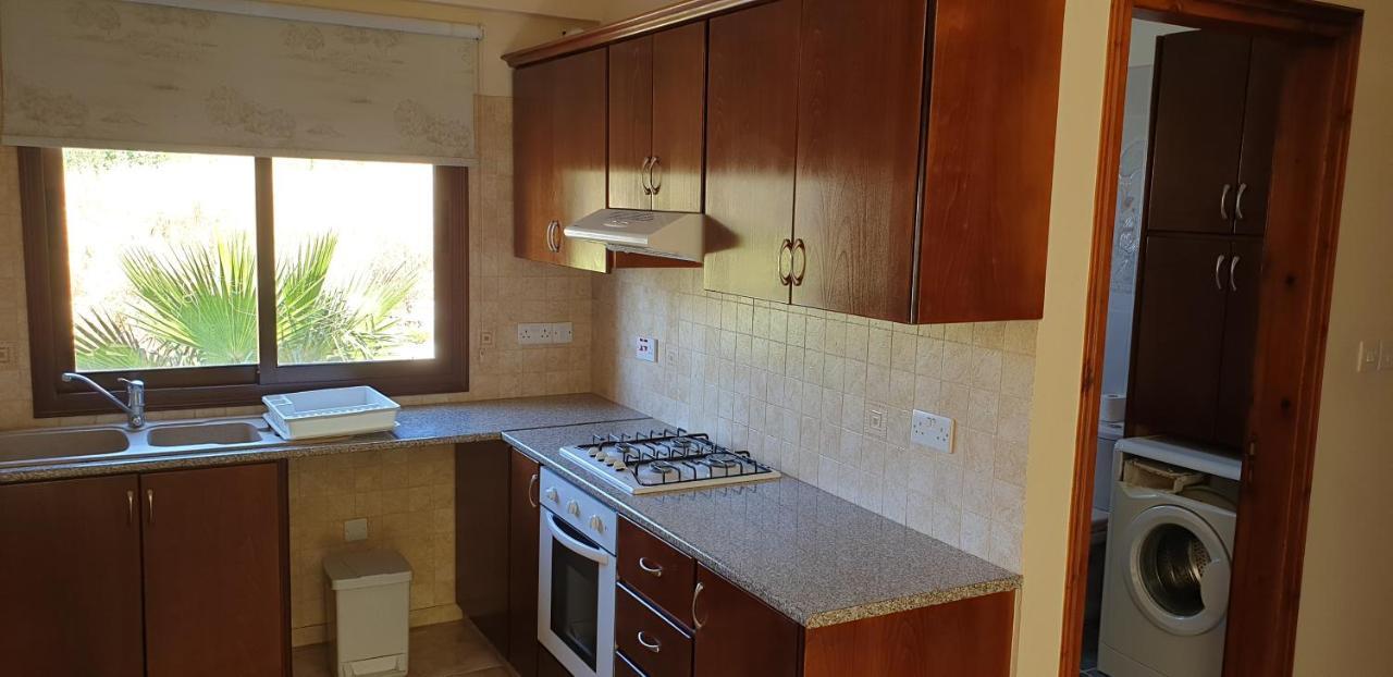 Joanna Sunset Apts Помос Экстерьер фото